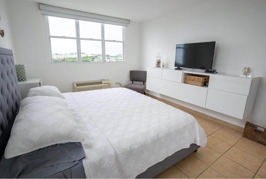 Luxury Apartment With Ocean Views Fajardo Extérieur photo